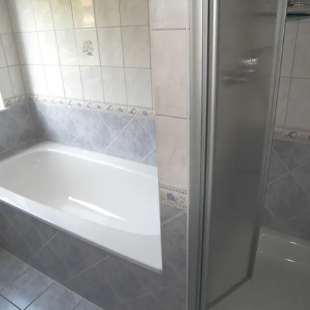 Maisonette_wohnung Mit Balkon _zum *